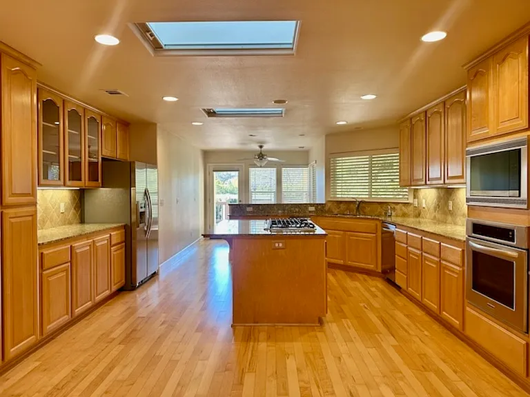 17874 Lake Forest Dr — Photo 9