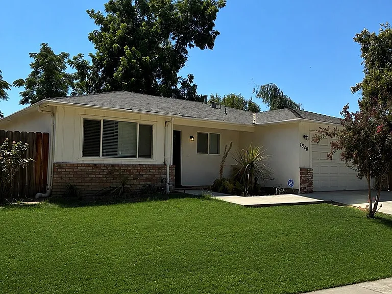 1840 Cheyenne Dr — Photo 1