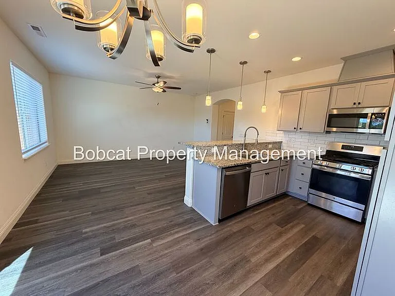 1219 Correlli Ct — Photo 13