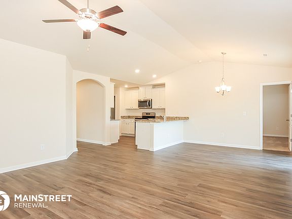 5th image of 310 Armistead Ct
