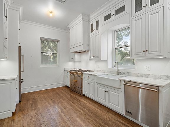 3rd image of 717 723rd Blvd