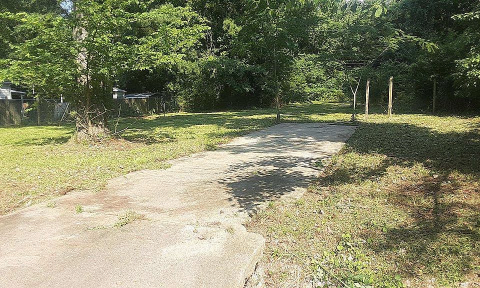 2nd image of 3428 Pryor St