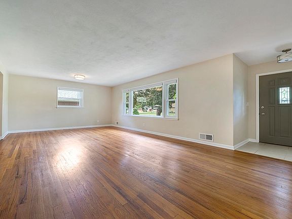 4th image of 1210 Gorham Pl
