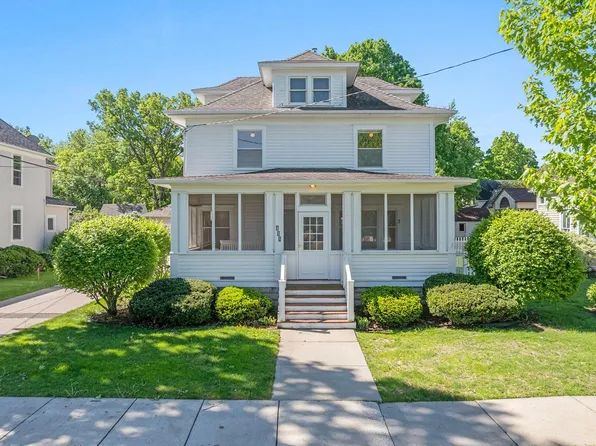 408 5th St E, Northfield, MN 55057