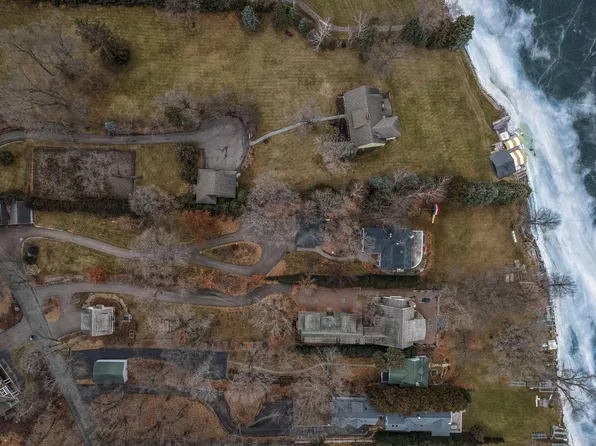 21710 Fairview St, Greenwood, MN 55331