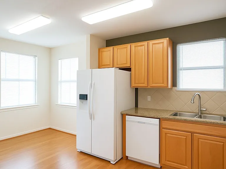 12707 Boheme Dr #906 — Photo 4