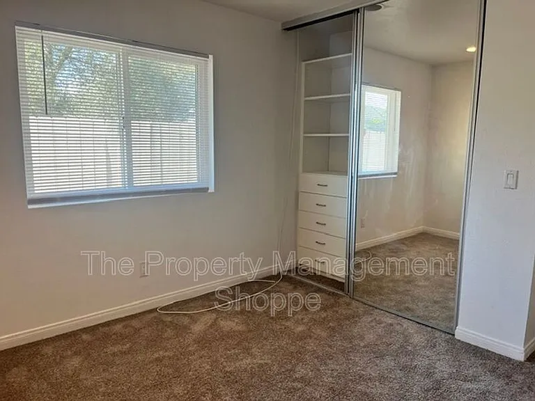 2758 Bolker Dr — Photo 9