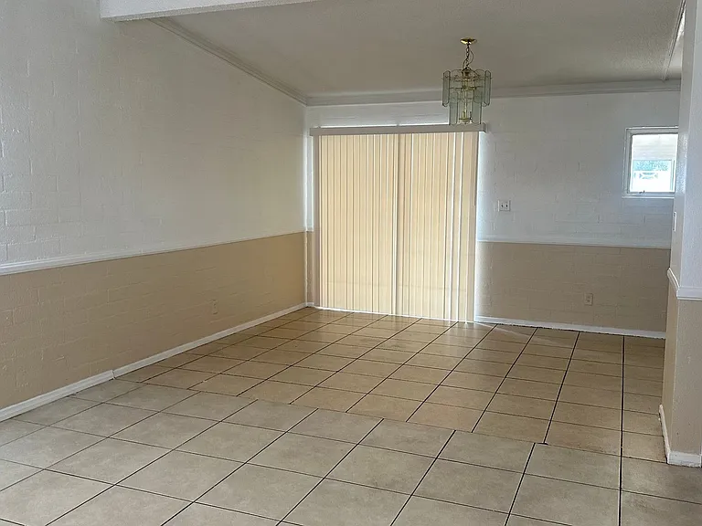 901 Elko Way — Photo 22