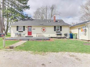 208 S East St, Lexington, IL 61753
