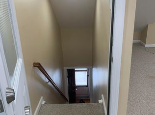 167 Roosevelt Ave #2, Mineola, NY 11501