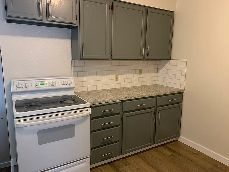 1406 Williams Blvd — Photo 2