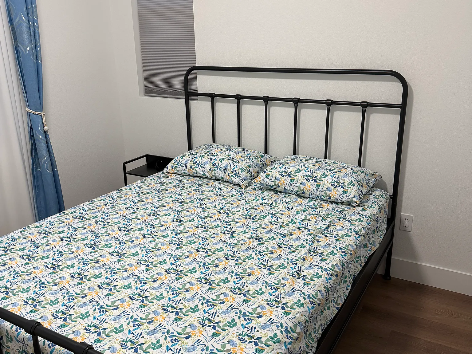 4 bed, 2455 sqft, $900 — Photo 2