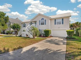 105 Thompson Cv, Saint Simons Island, GA 31522