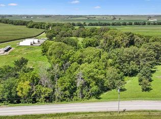 297 240th Pl, Pella, IA 50219