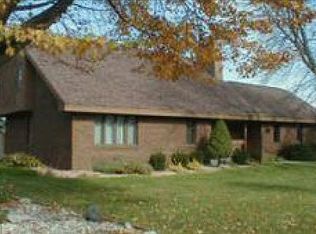 4206 86th St, Kenosha, WI 53142