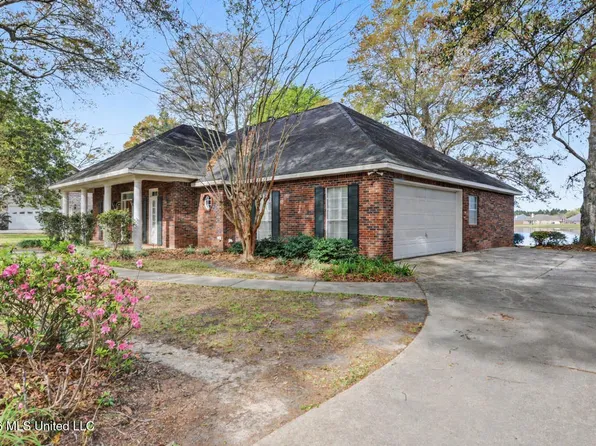 15383 Swan Lake Blvd, Gulfport, MS 39503