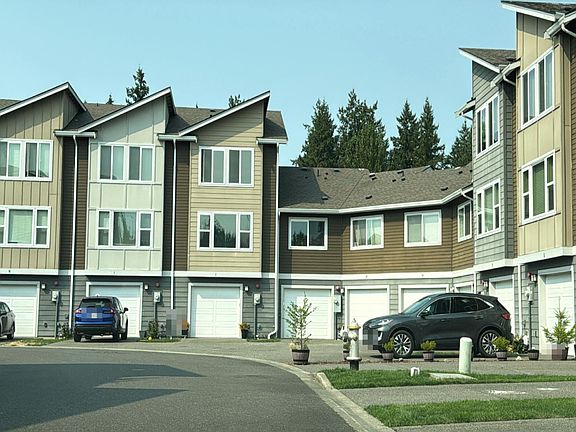 4th image of 17402 118th Avenue Ct E