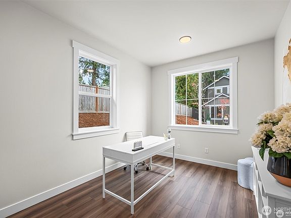 5th image of 11202 79th Avenue Ct SW