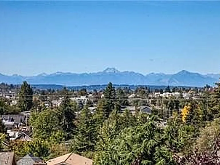 6039 3rd Ave NW — Photo 3