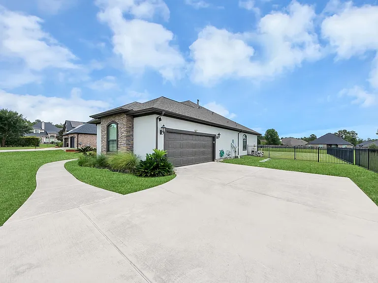 11726 W Grand Pond Dr — Photo 6