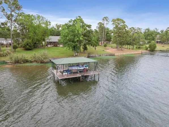 95 SW Docks Hook Ln, Georgetown, GA 39854