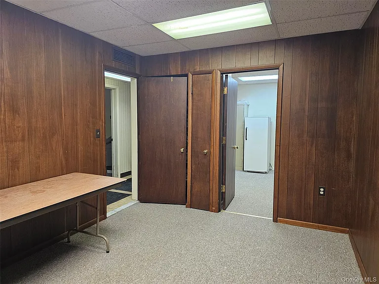 97 Fulton Ave — Photo 26