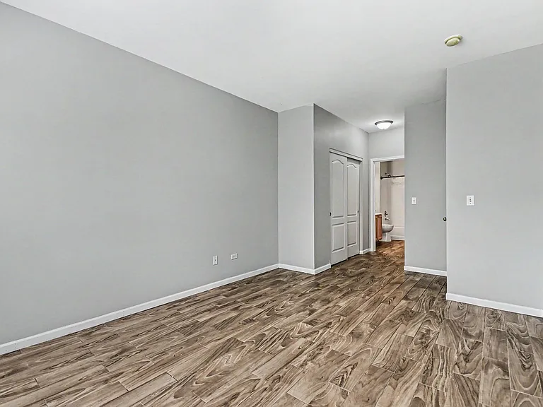 3103 Falling Waters Ln #3103 — Photo 2