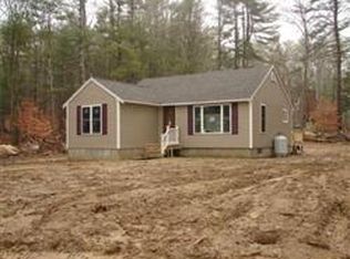 14 Spruce Rd, Lakeville, MA 02347