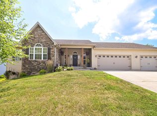 136 Crossbow Trails Ln, Lawrenceburg, IN 47025