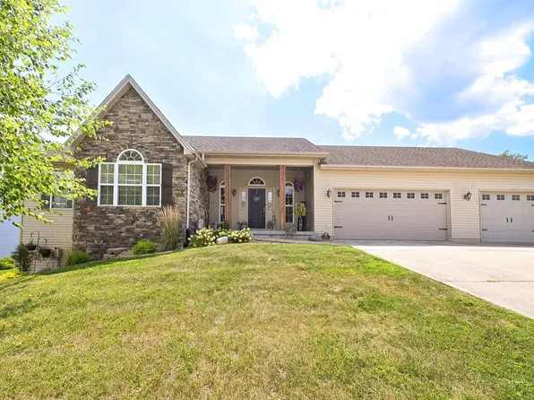 136 Crossbow Trails Ln, Lawrenceburg, IN 47025