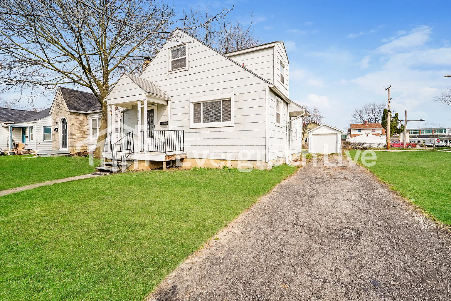 1332 Republic Ave photo 1