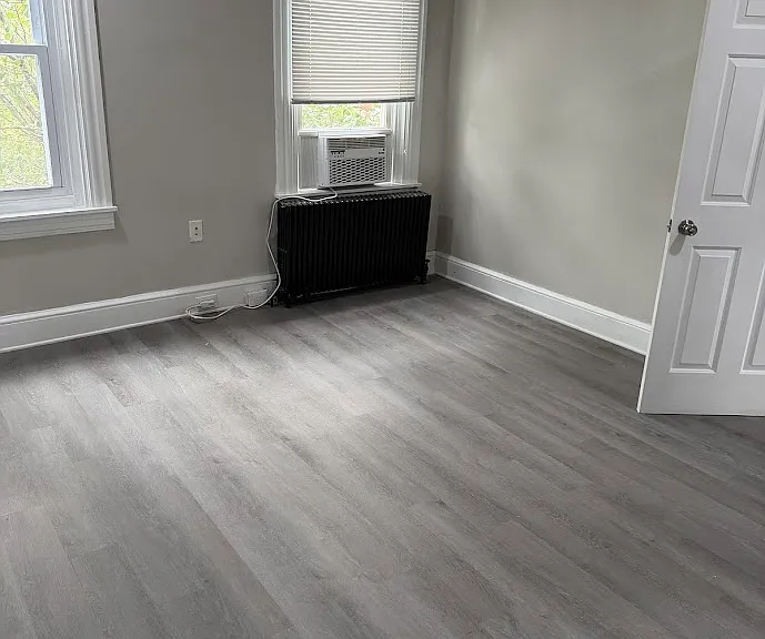527 W Orange St #7 — Photo 2
