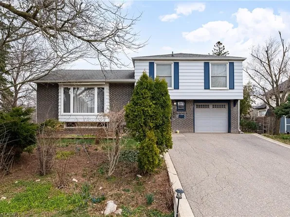 557 Trafford Cres, Oakville, ON L6L 3T4