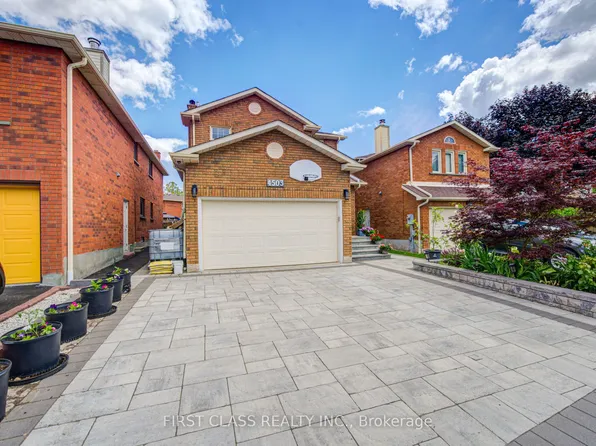 4503 Kimbermount Ave, Mississauga, ON L5M 4J4