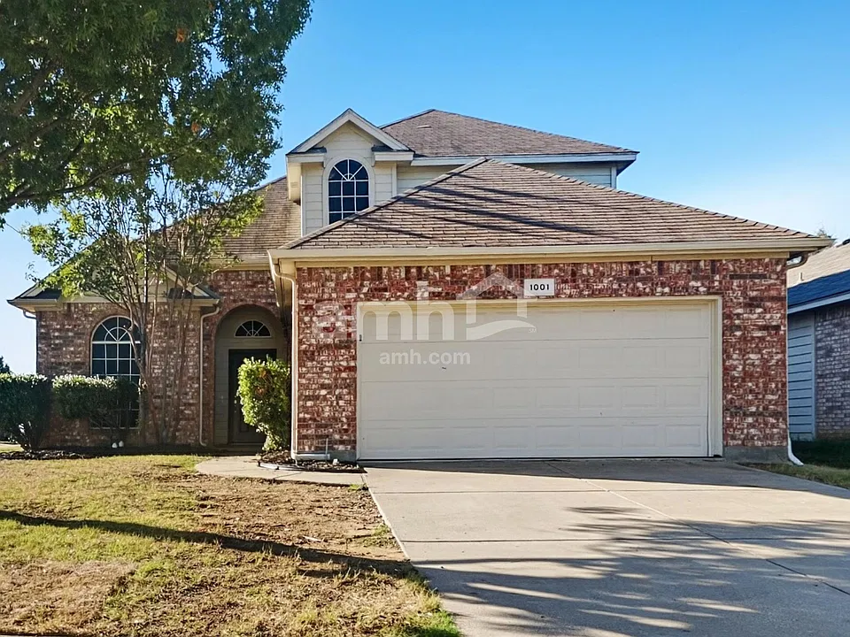 1001 Castle Top Dr
