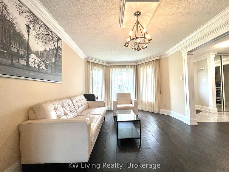 128 Palomino Dr — Photo 4