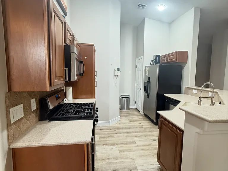 8727 Tom Noon Ave #101 — Photo 12