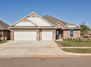 2825 Dunham Dr, Norman, OK 73071