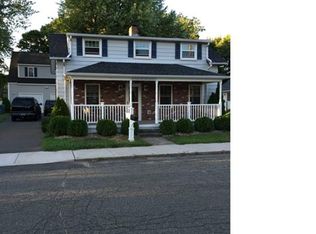 61 Mill St, Manchester, CT 06042