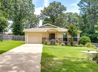 3910 Forest Hill Rd, Jonesboro, AR 72404