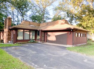 8263 Heritage Dr, Kalamazoo, MI 49009