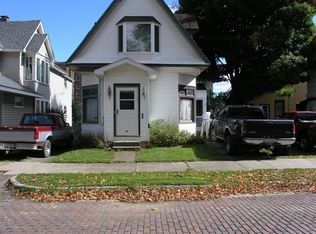 210 Mott St, Corry, PA 16407