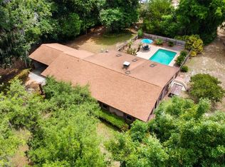 6400 Sunnyside Dr, Leesburg, FL 34748