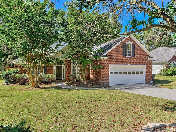 2nd image of 352 Saint Julian Place