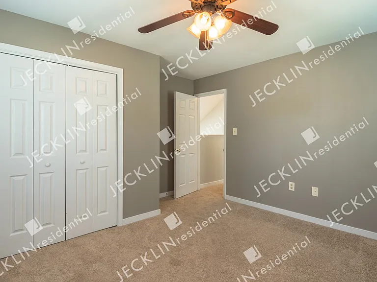 2329 Horsley Dr — Photo 34