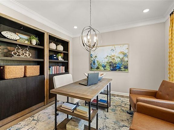 4th image of 200 Oakmont Dr