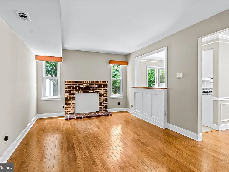 68 Franklin Dr — Photo 6