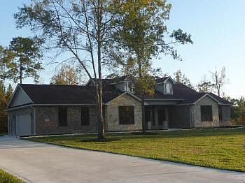 1st image of 4 Double Creek Dr