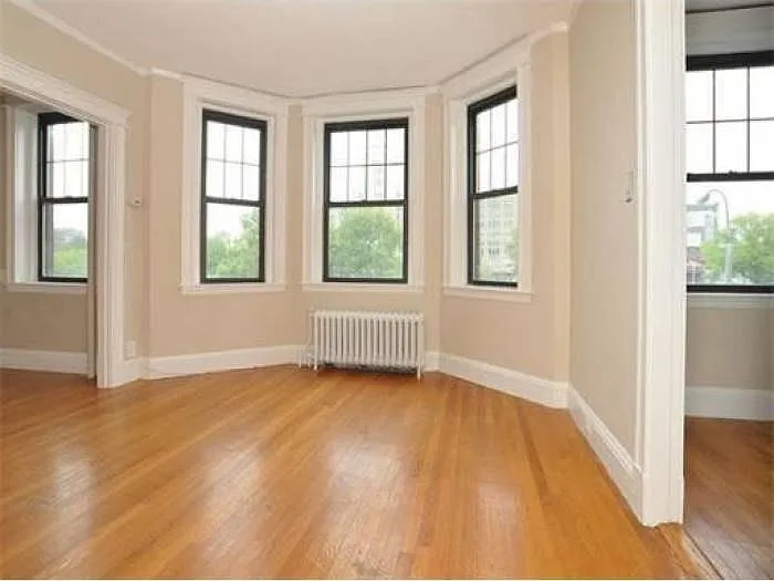 114 Riverway #7 — Photo 3