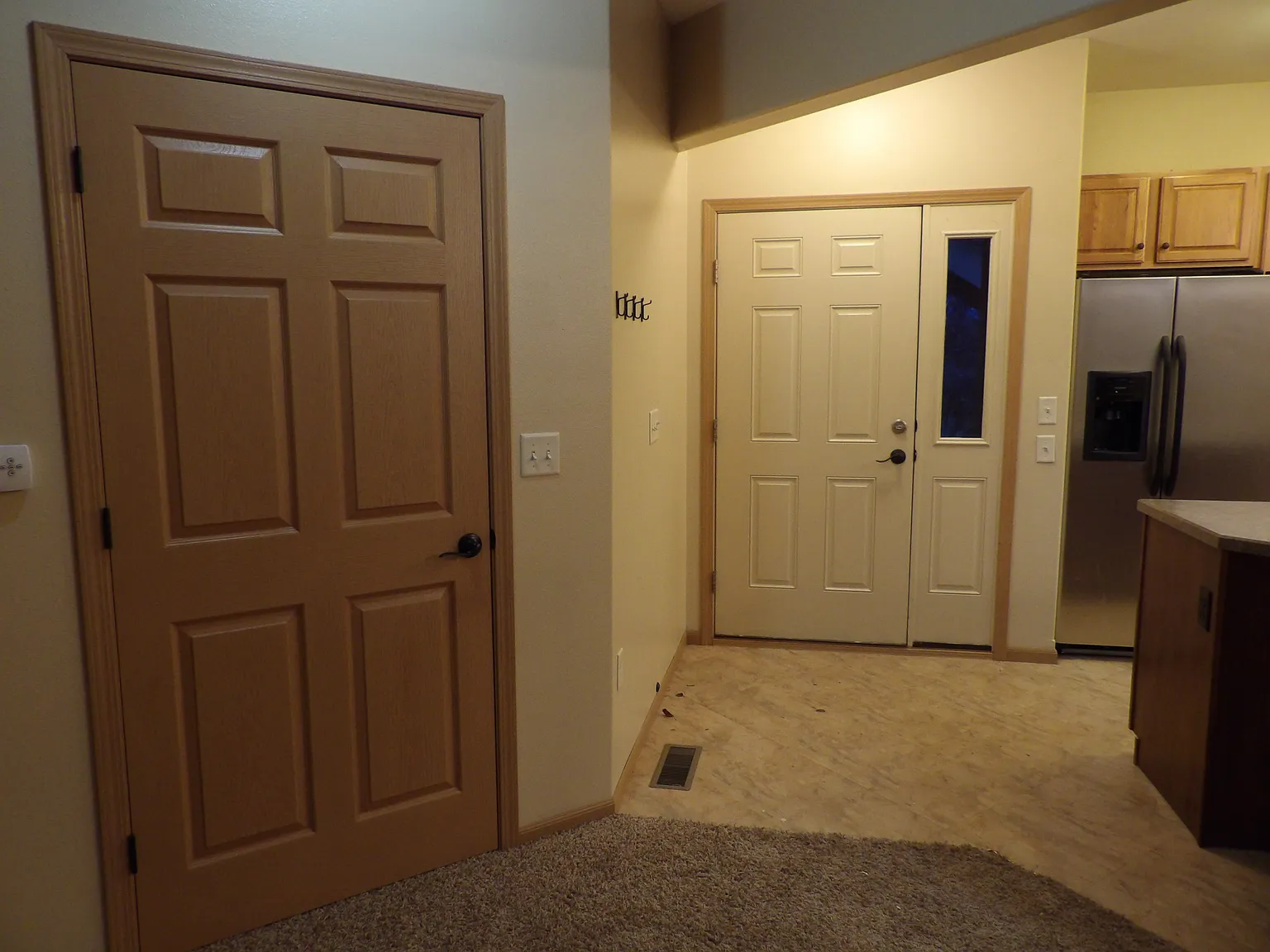 2 bed, 1200 sqft, $1,500 — Photo 3